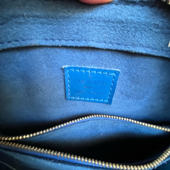 Louis Vuitton Blue Epi Leather Satchel - Picture 9 of 16